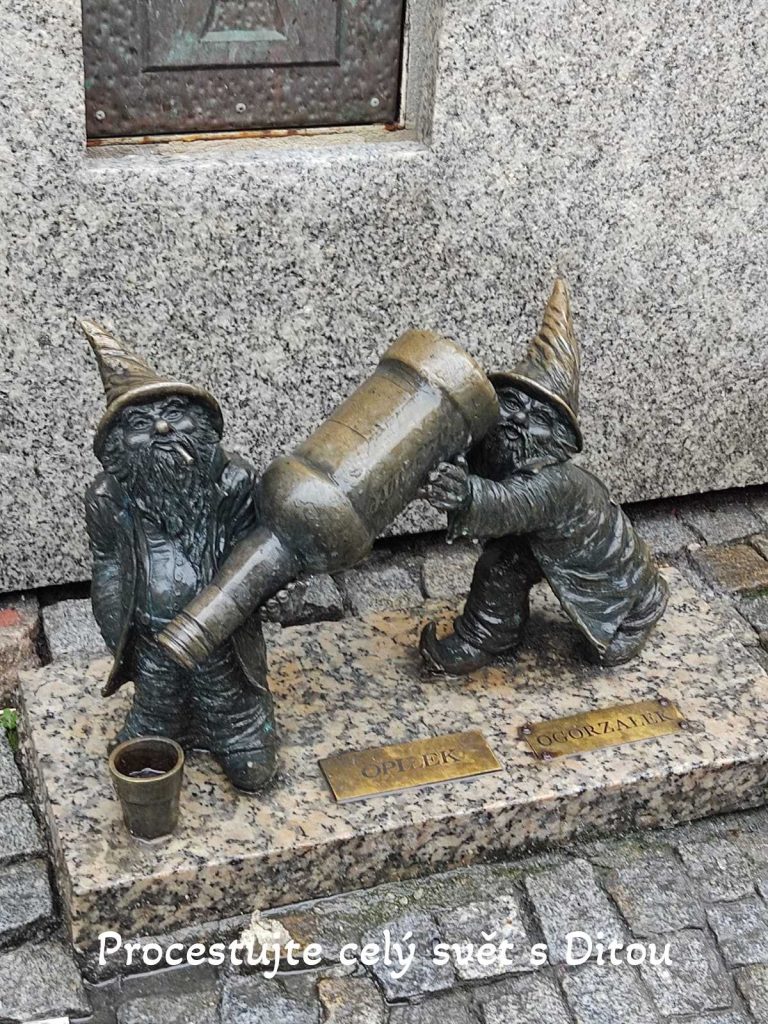 procestujte cely svet s ditou fireflies 106