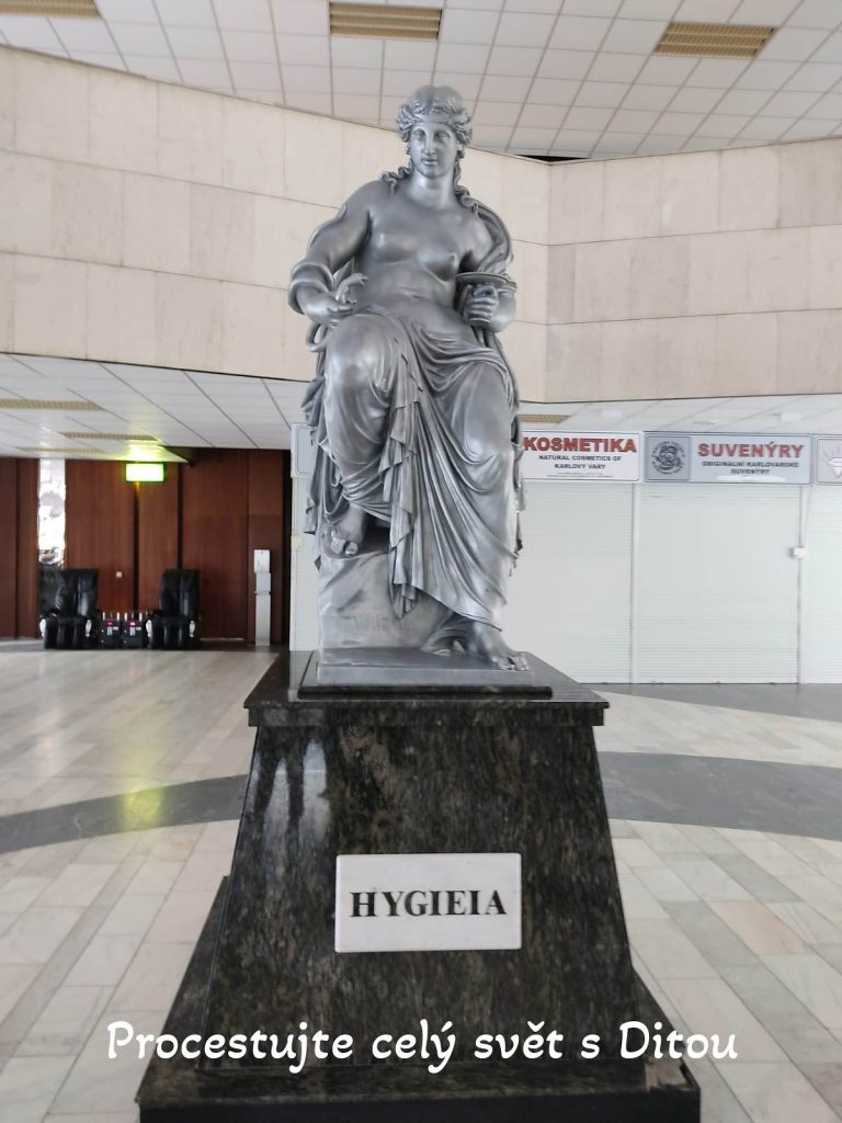 procestujte cely svet s ditou fireflies 108